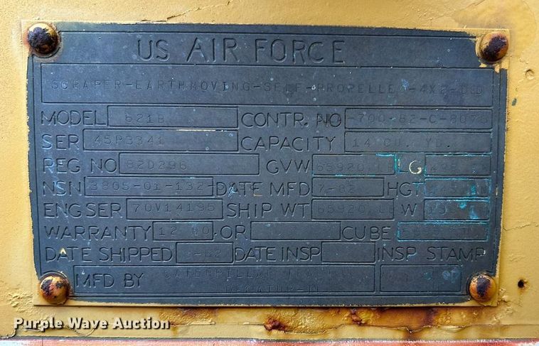 image for item LJ9613 1982 Caterpillar 621B  conventional scraper