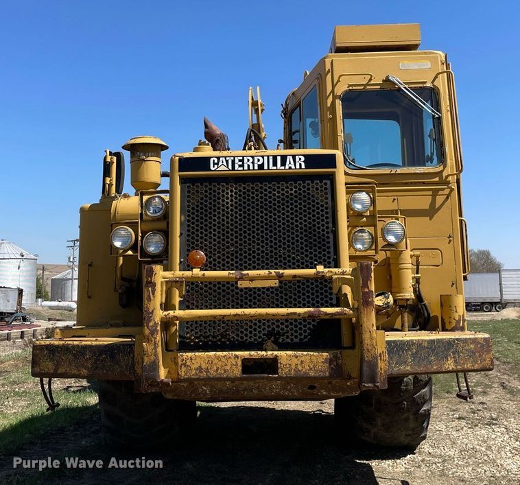 image for item LJ9614 Caterpillar 621B  conventional scraper