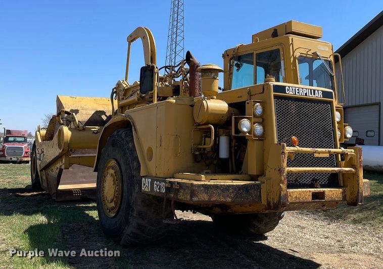image for item LJ9614 Caterpillar 621B  conventional scraper