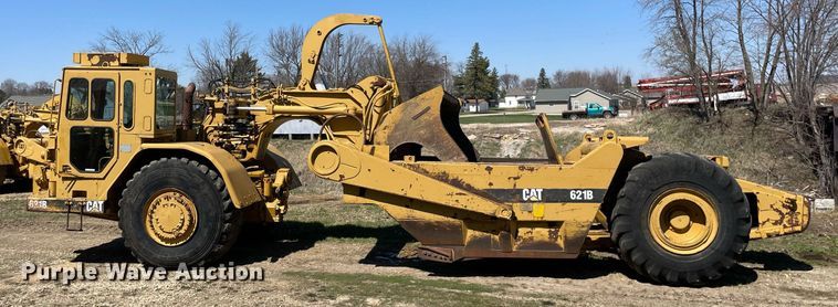 image for item LJ9614 Caterpillar 621B  conventional scraper