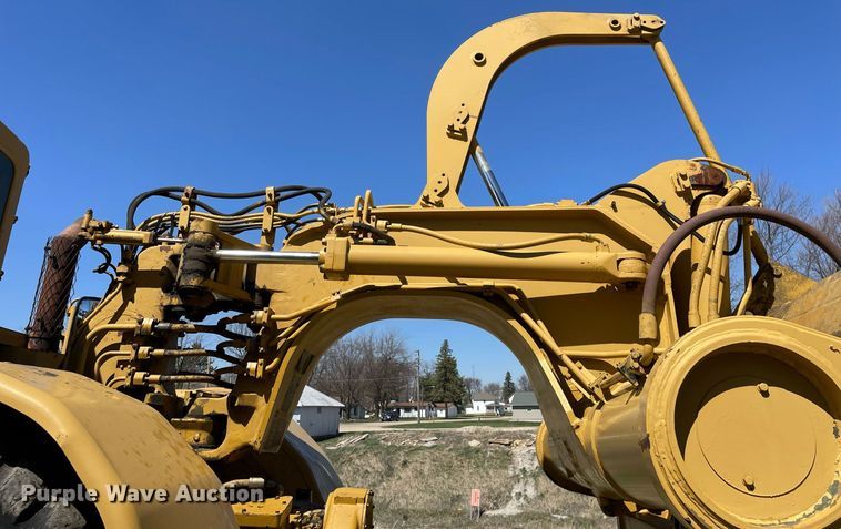 image for item LJ9614 Caterpillar 621B  conventional scraper