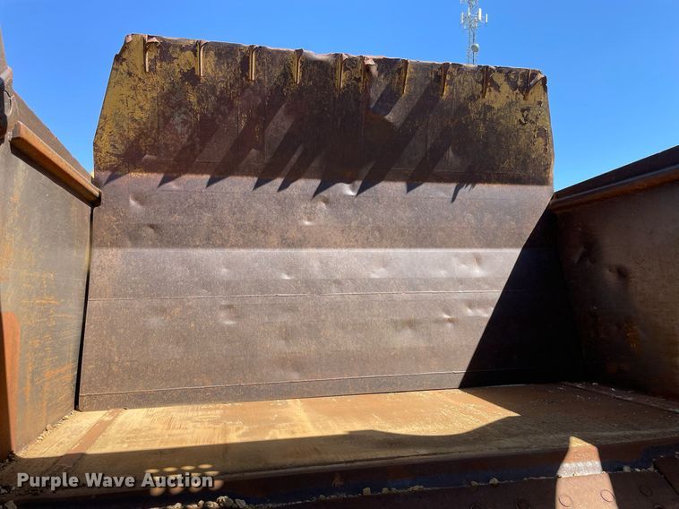 image for item LJ9614 Caterpillar 621B  conventional scraper