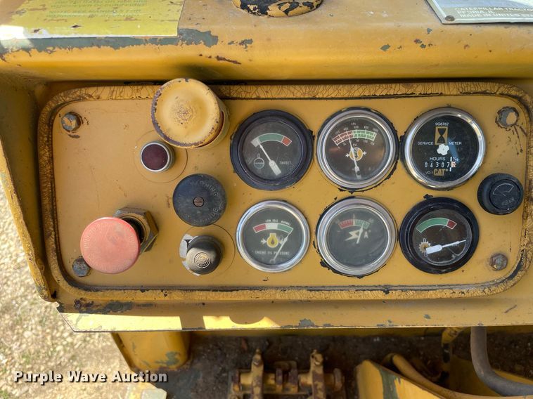 image for item LJ9614 Caterpillar 621B  conventional scraper