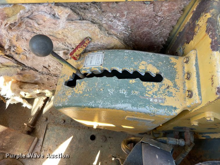 image for item LJ9614 Caterpillar 621B  conventional scraper