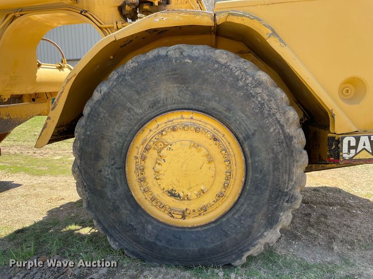 image for item LJ9614 Caterpillar 621B  conventional scraper