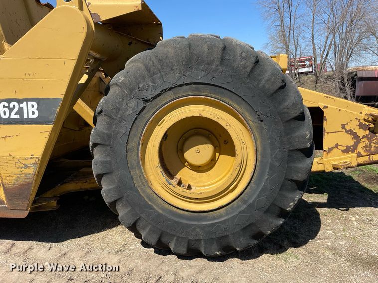 image for item LJ9614 Caterpillar 621B  conventional scraper