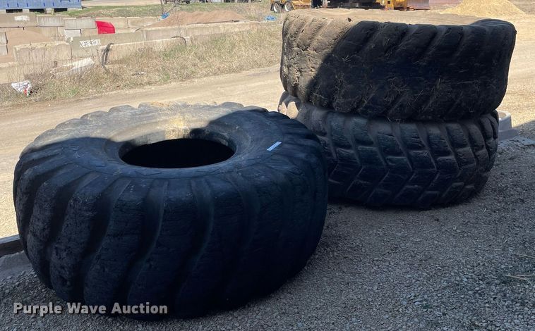 image for item LJ9615 (3) 29.5-29 tires