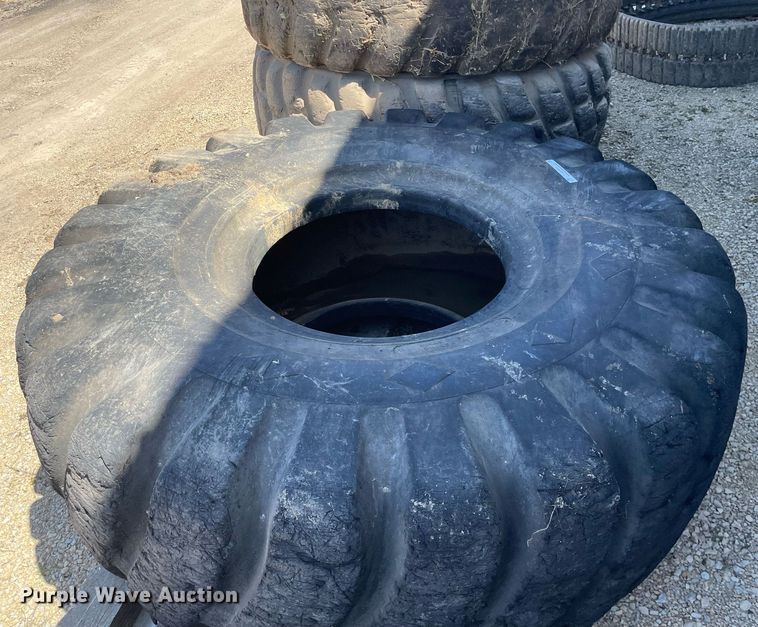 image for item LJ9615 (3) 29.5-29 tires