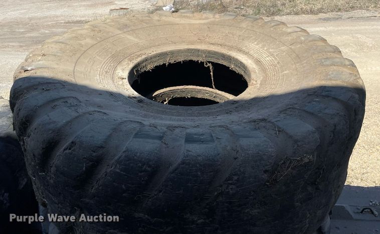 image for item LJ9615 (3) 29.5-29 tires