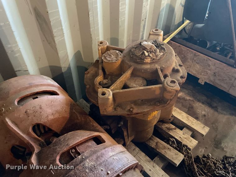 image for item LJ9617 Crawler attachments