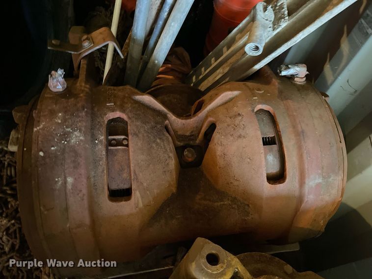 image for item LJ9617 Crawler attachments