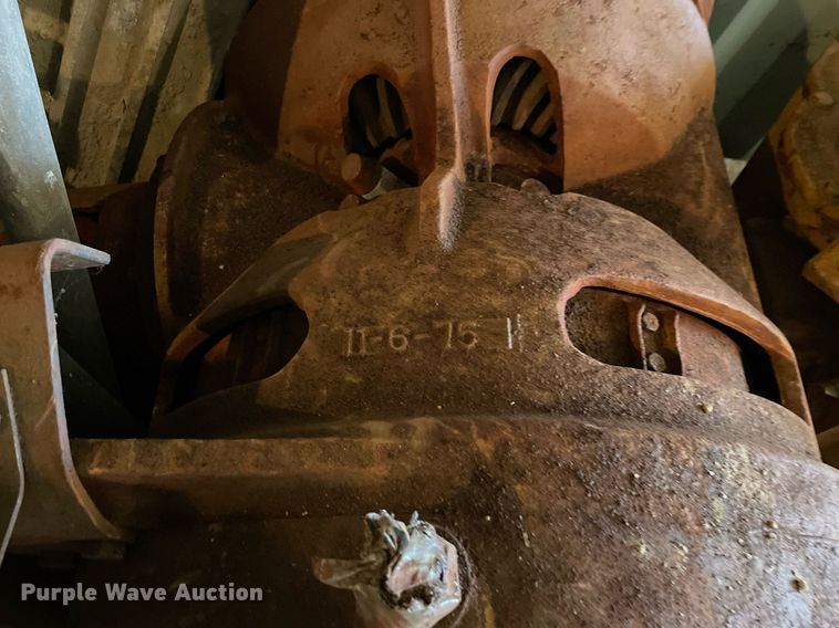 image for item LJ9617 Crawler attachments