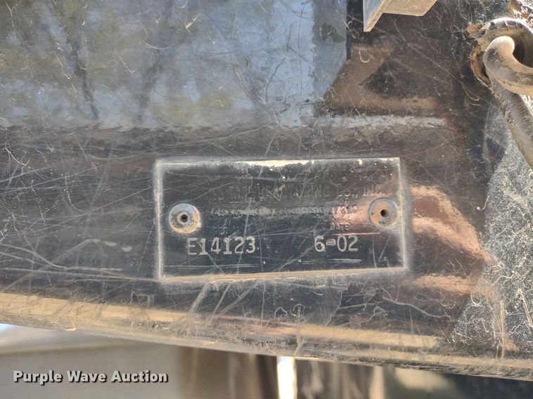 image for item LL9039 2003 Mack CV713  dump truck