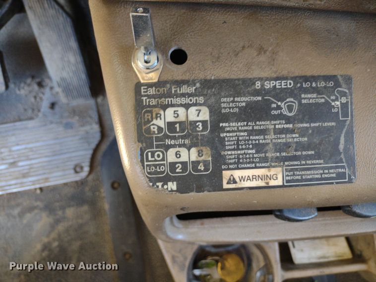 image for item LL9039 2003 Mack CV713  dump truck