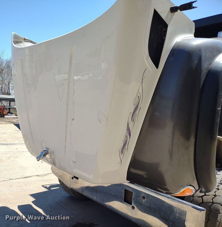 image for item LL9039 2003 Mack CV713  dump truck