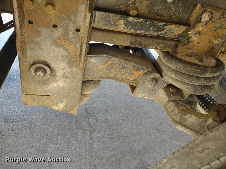 image for item LL9039 2003 Mack CV713  dump truck