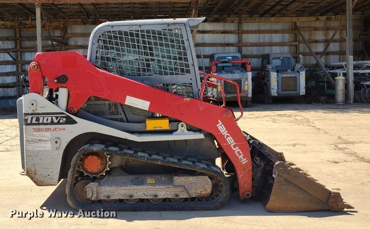 image for item LL9040 2016 Takeuchi TL10V-2  tracked skid steer loader