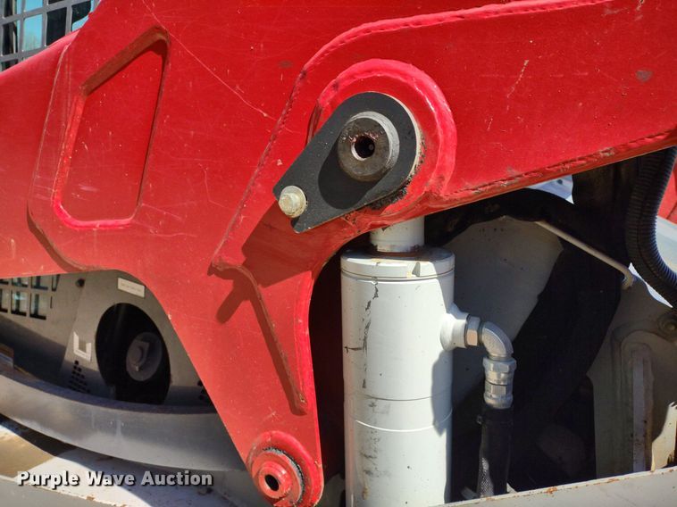 image for item LL9040 2016 Takeuchi TL10V-2  tracked skid steer loader