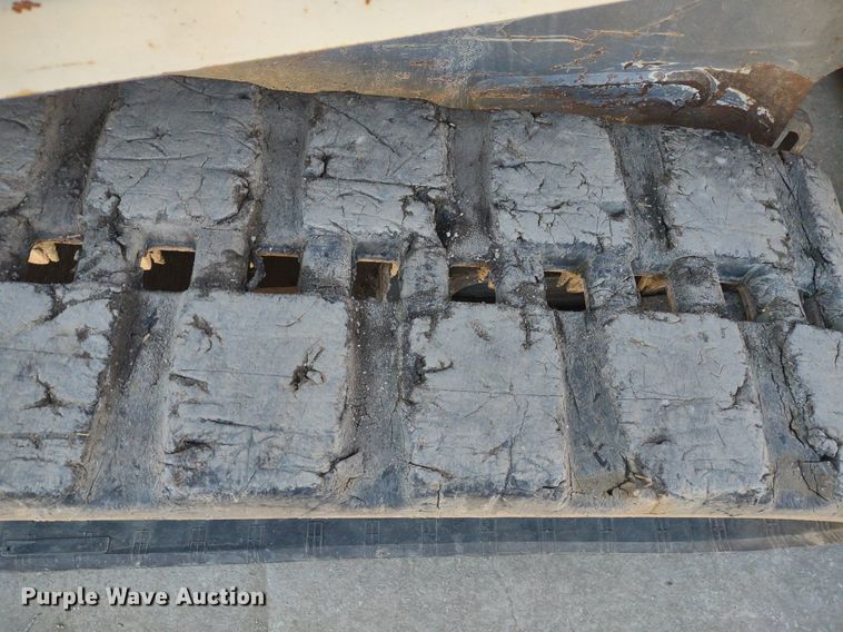 image for item LL9040 2016 Takeuchi TL10V-2  tracked skid steer loader