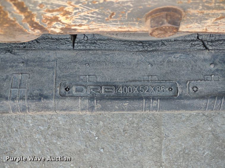 image for item LL9040 2016 Takeuchi TL10V-2  tracked skid steer loader