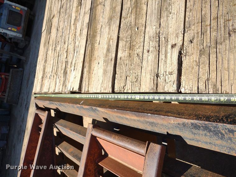 image for item LL9042 2000 Towmaster C-20  equipment trailer