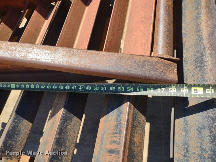 image for item LL9042 2000 Towmaster C-20  equipment trailer