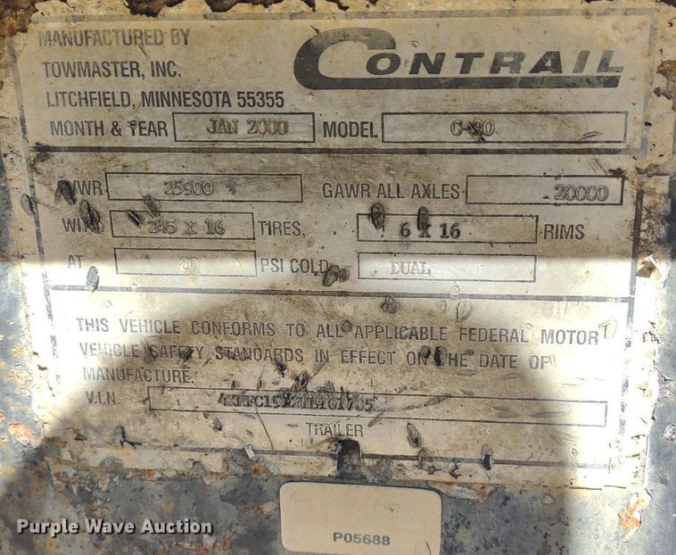 image for item LL9042 2000 Towmaster C-20  equipment trailer