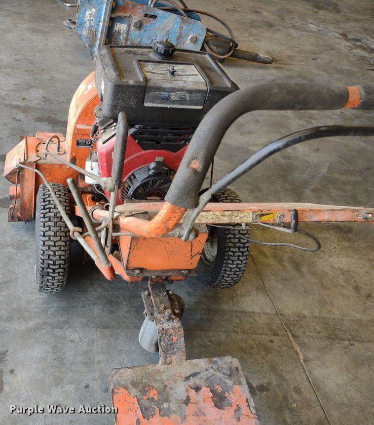 image for item LL9049 Billy Goat QB1600  blower