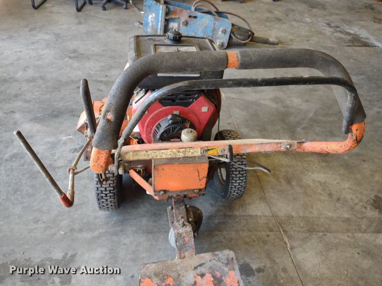 image for item LL9049 Billy Goat QB1600  blower