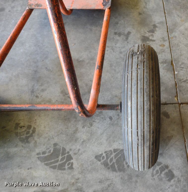 image for item LL9049 Billy Goat QB1600  blower