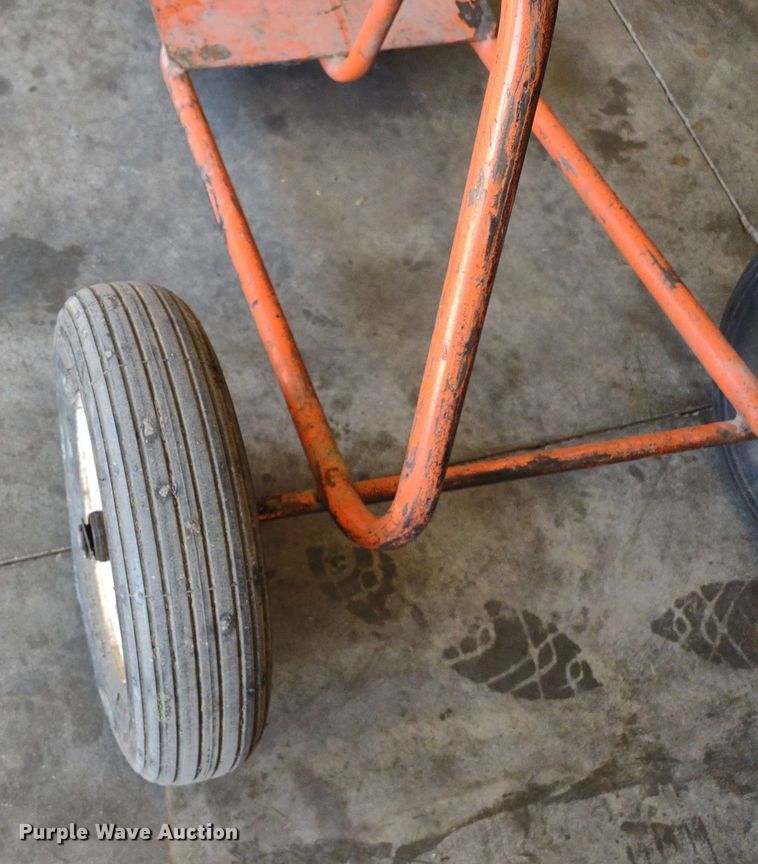 image for item LL9049 Billy Goat QB1600  blower