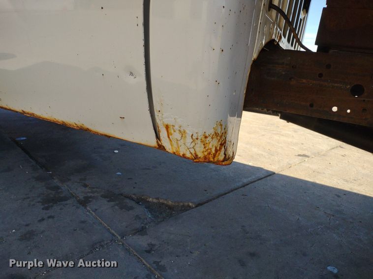 image for item LL9053 2001 Ford F350 Super Duty  dump bed pickup truck