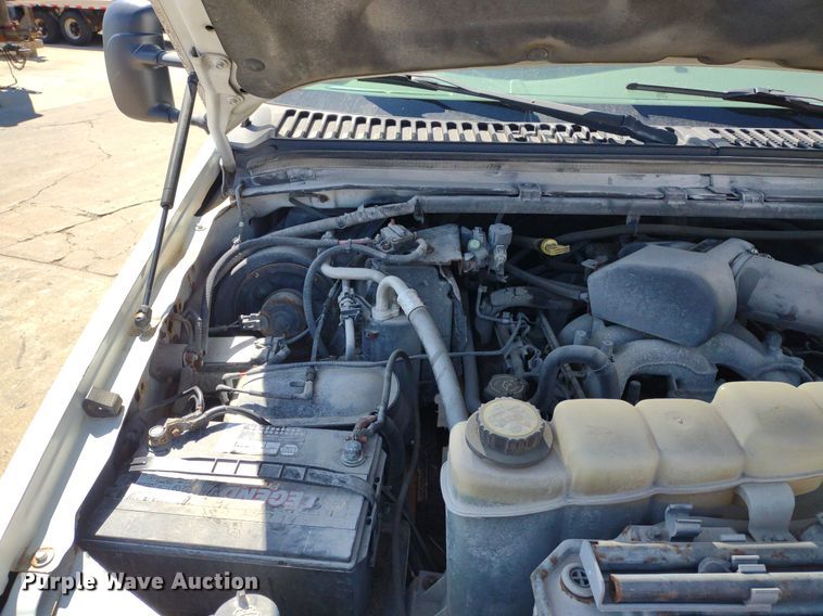 image for item LL9053 2001 Ford F350 Super Duty  dump bed pickup truck