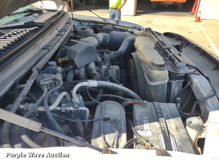 image for item LL9053 2001 Ford F350 Super Duty  dump bed pickup truck