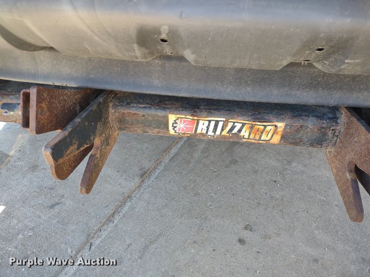 image for item LL9053 2001 Ford F350 Super Duty  dump bed pickup truck