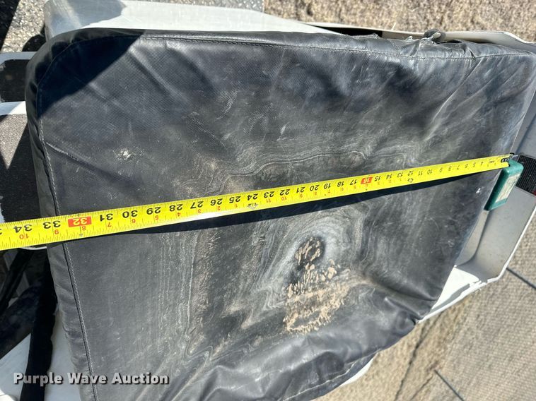 image for item LN9378 2016 Ford F550 Super Duty  bucket truck