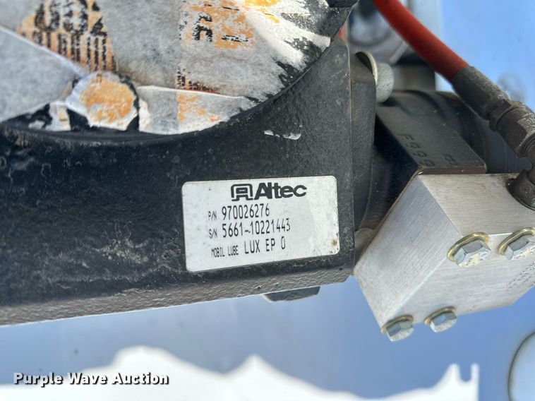 image for item LN9378 2016 Ford F550 Super Duty  bucket truck