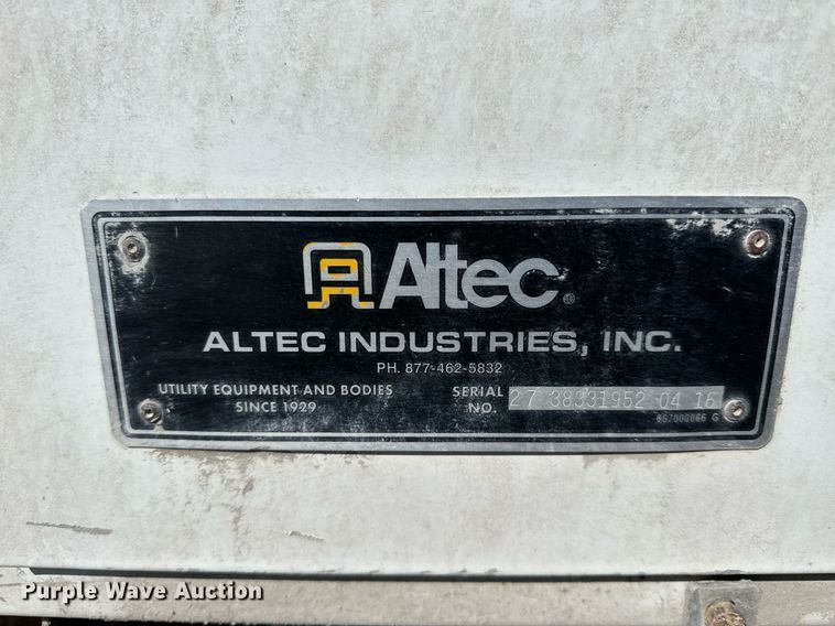 image for item LN9378 2016 Ford F550 Super Duty  bucket truck