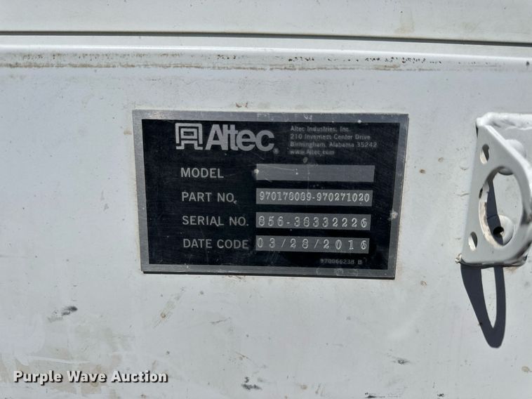 image for item LN9378 2016 Ford F550 Super Duty  bucket truck