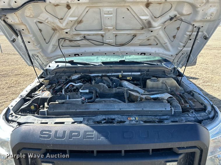 image for item LN9378 2016 Ford F550 Super Duty  bucket truck