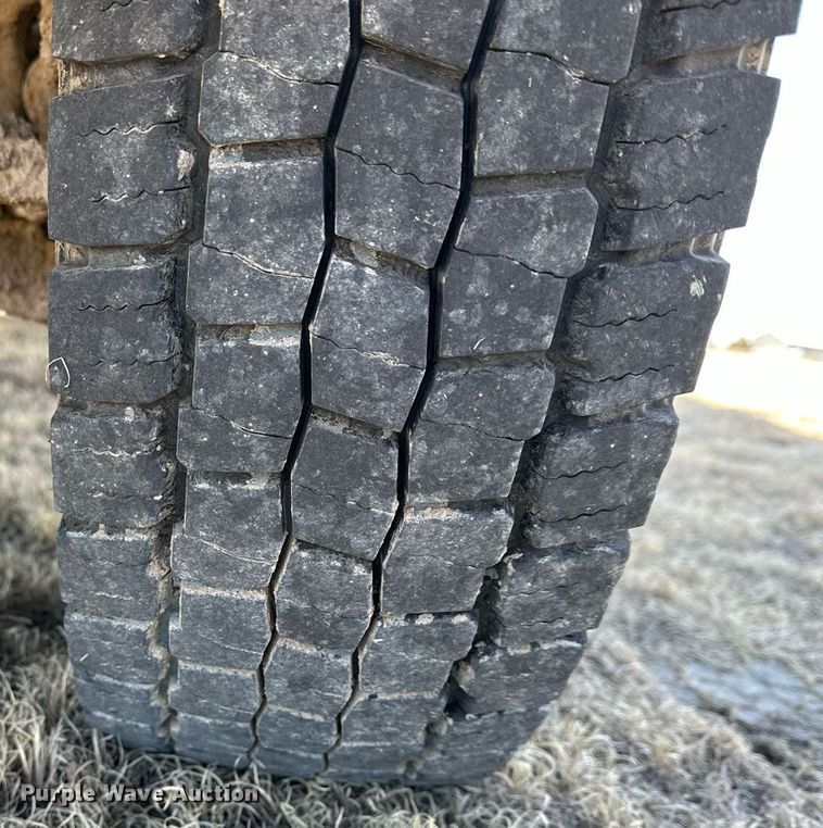 image for item LN9378 2016 Ford F550 Super Duty  bucket truck