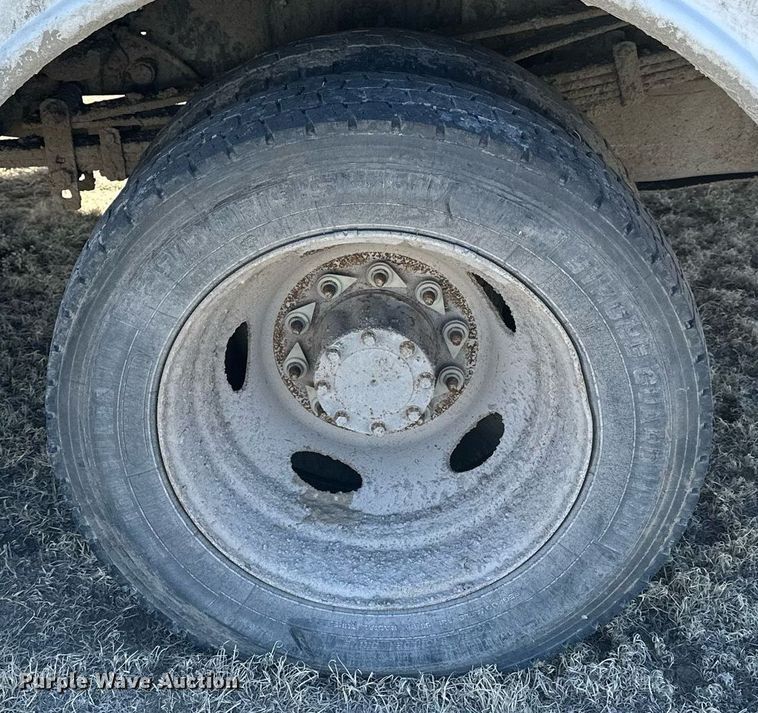 image for item LN9378 2016 Ford F550 Super Duty  bucket truck