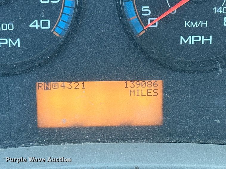 image for item LN9380 2014 International DuraStar 4300  bucket truck