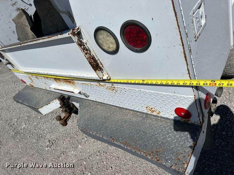 image for item LN9381 2014 Ford F450 Super Duty  bucket truck