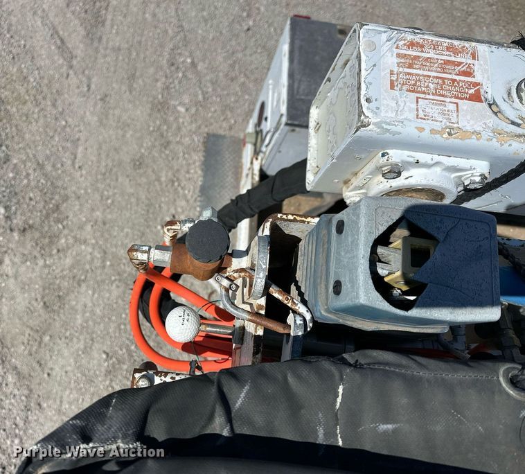 image for item LN9381 2014 Ford F450 Super Duty  bucket truck