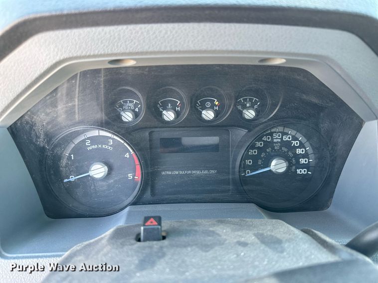 image for item LN9381 2014 Ford F450 Super Duty  bucket truck