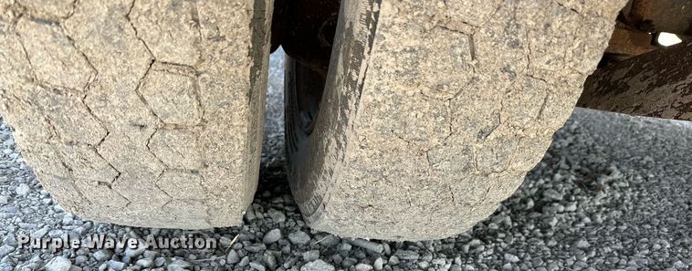 image for item LN9381 2014 Ford F450 Super Duty  bucket truck