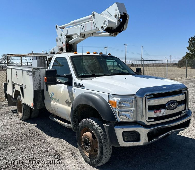 image for item LN9382 2012 Ford F550 Super Duty  bucket truck