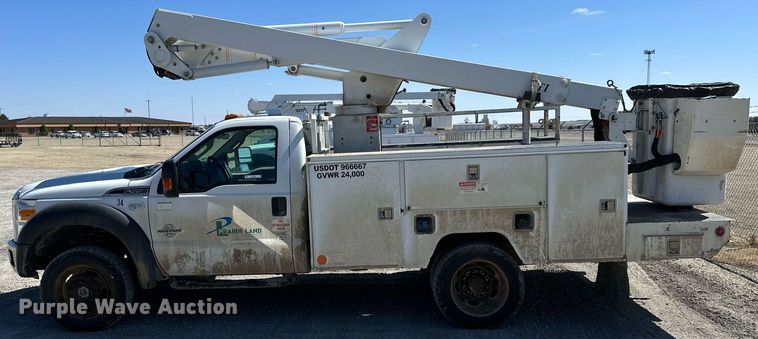 image for item LN9382 2012 Ford F550 Super Duty  bucket truck