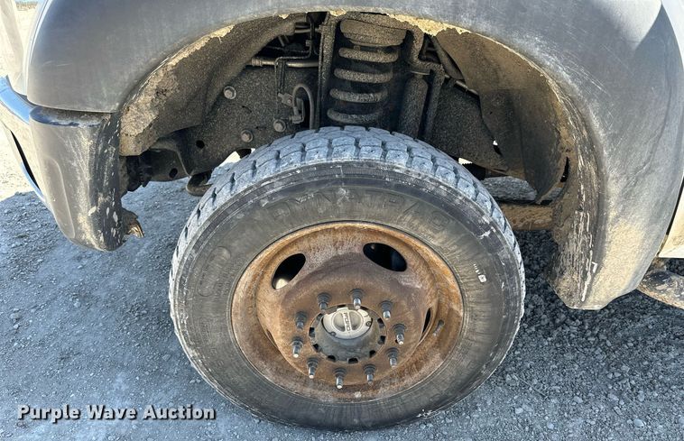 image for item LN9382 2012 Ford F550 Super Duty  bucket truck